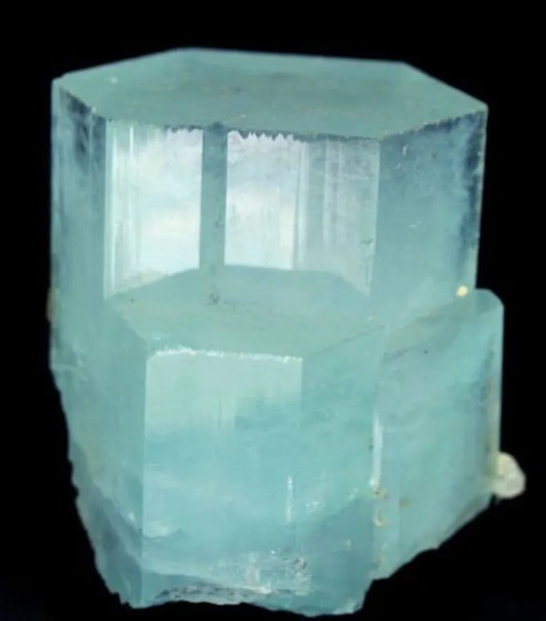 390 Gm Undamaged & Terminated Natural Gemmy Sky Blue Stepped Aquamarine Crystal – Nagar Origin