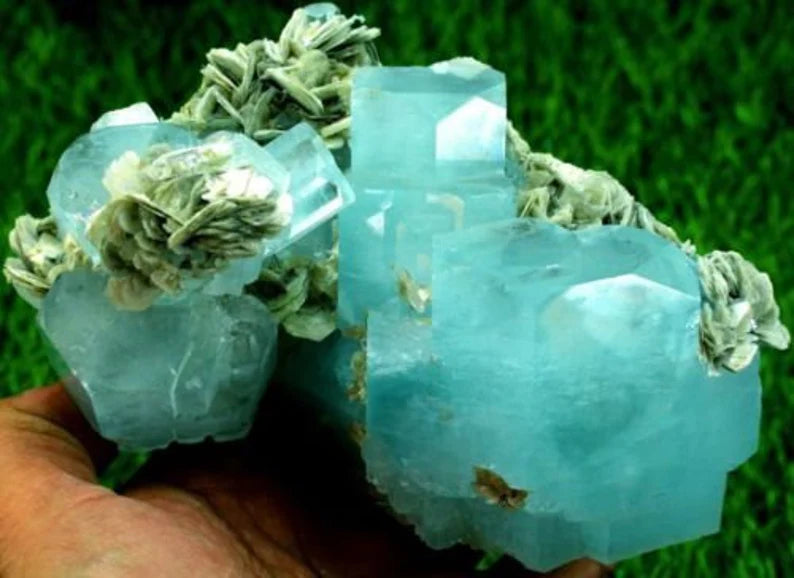 1028 Gm Undamaged & DT Natural Sky Blue Stepped Gemmy Aquamarine Crystal Cluster – Nagar Origin
