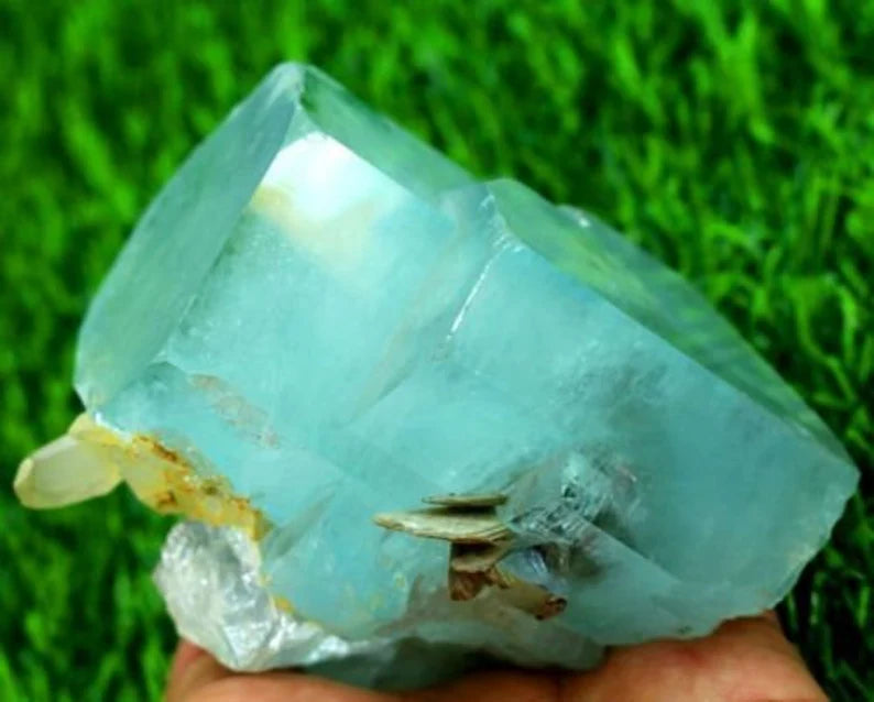 516 gm Terminated Natural Sky Blue Aquamarine Crystal Cluster with Smoky Quartz