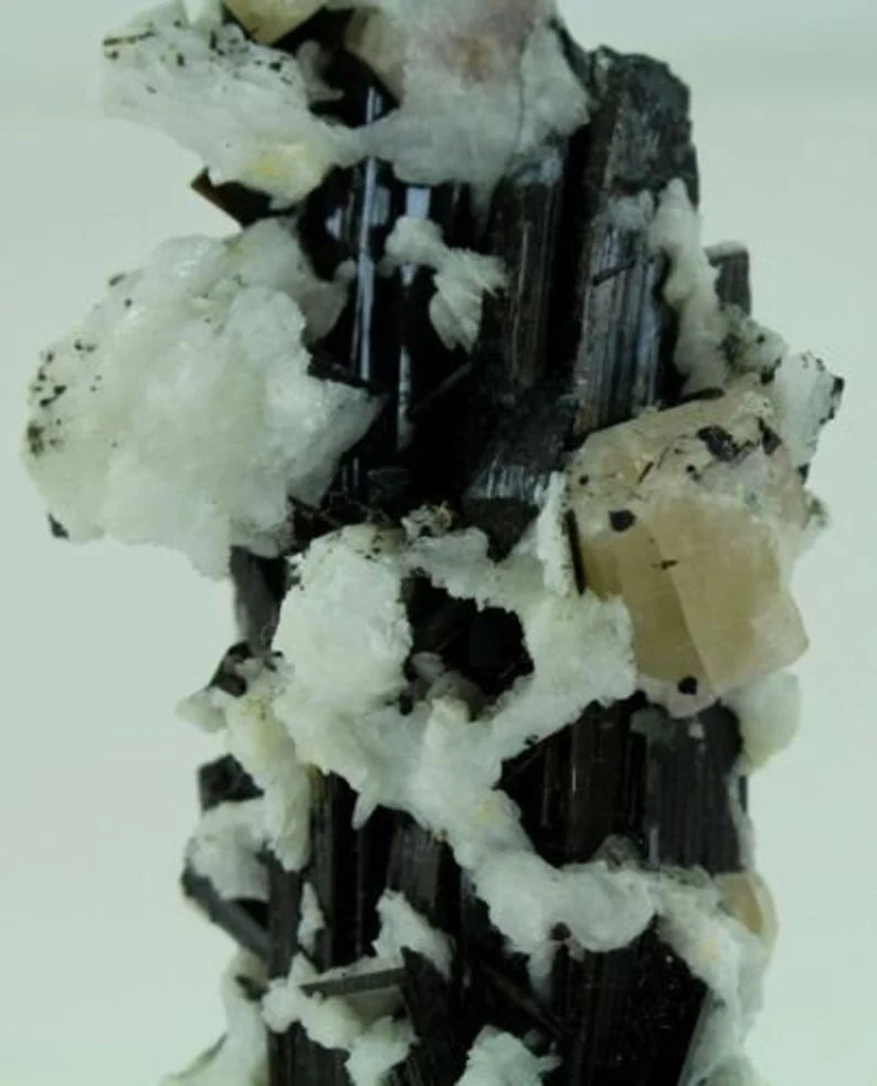 95 g Terminated Apatite with Albite on Schorl Tourmaline Crystal Cluster – Skardu (128 × 51 × 17 mm)
