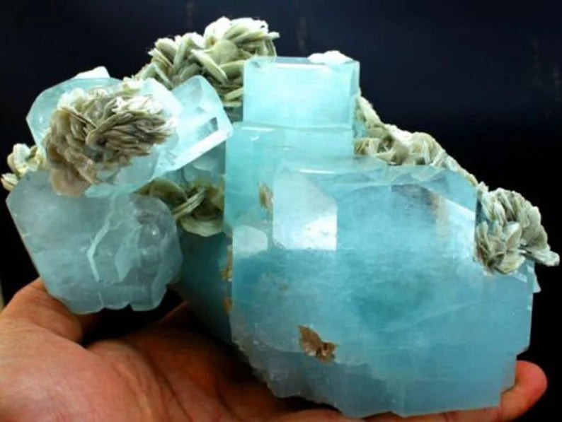 1028 Gm Undamaged & DT Natural Sky Blue Stepped Gemmy Aquamarine Crystal Cluster – Nagar Origin