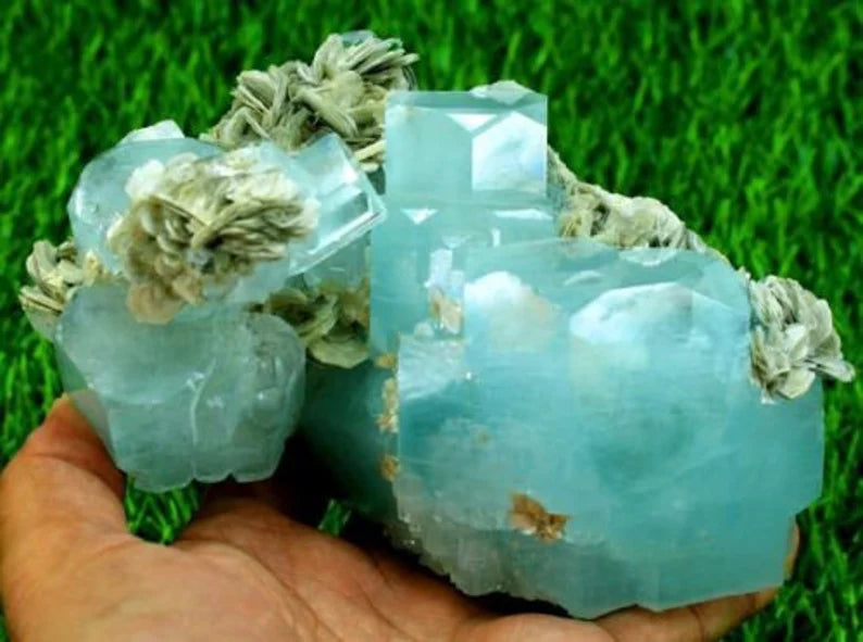 1028 Gm Undamaged & DT Natural Sky Blue Stepped Gemmy Aquamarine Crystal Cluster – Nagar Origin
