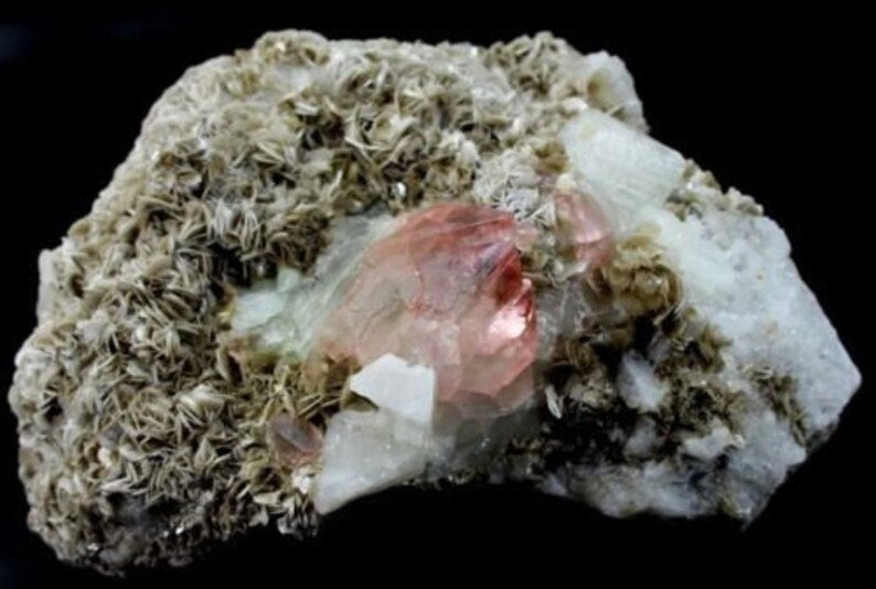 1078 Gm Undamaged Terminated Natural Gemmy Fluorite with Milky Topaz & Muscovite – Skardu Origin