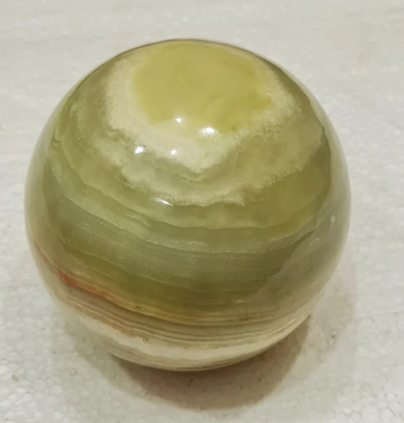 1.470 kg Handmade Banded Onyx Polished Healing Sphere – 100 mm